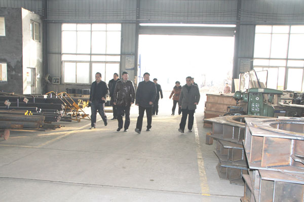 宿豫區(qū)委張曉偉書記等一行蒞臨建友視察